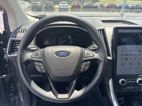 Used 2022 Ford Edge SE AWD/4WD image 9