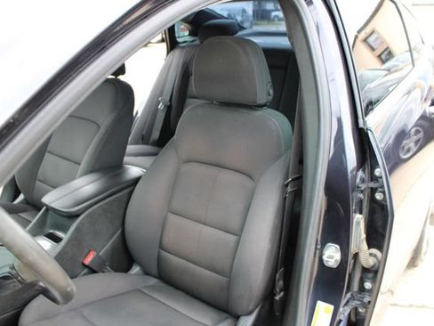 Used 2023 Chevrolet Malibu LT FWD image 13