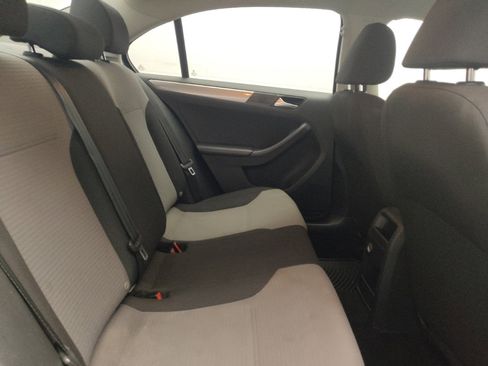 Used 2018 Volkswagen Jetta S w/ Cold Weather Package image 19