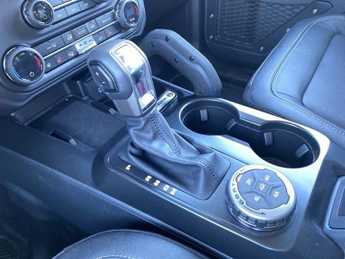 New 2025 Ford Bronco Badlands w/ Sasquatch Package image 19