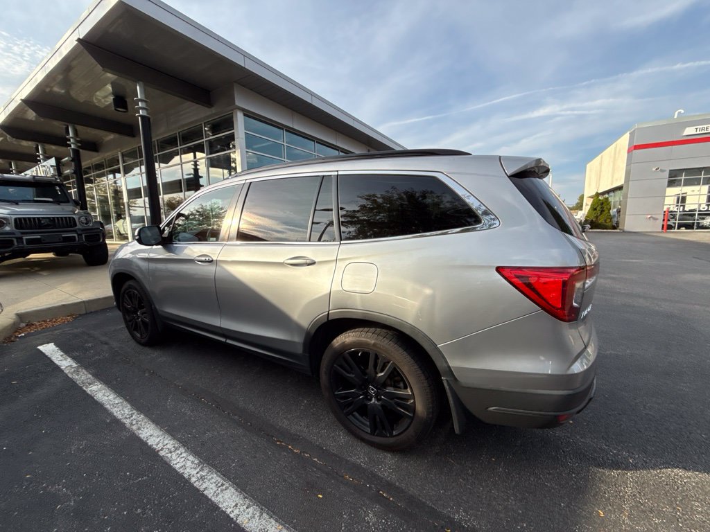 Used 2021 Honda Pilot Special Edition image 2