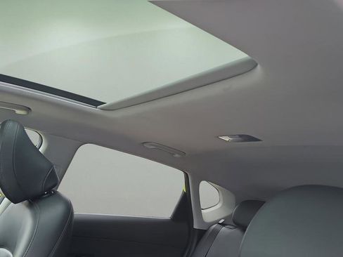 Used 2024 Hyundai Kona Limited FWD image 15