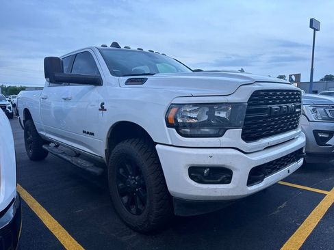 Used 2022 RAM 2500 Big Horn w/ Night Edition AWD/4WD image 2