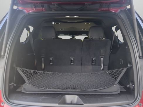 Used 2021 Chevrolet Suburban LT RWD image 46