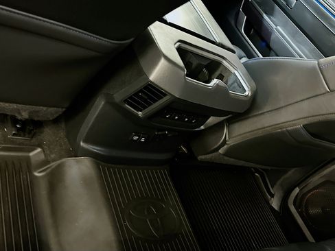 Used 2022 Toyota Tundra Platinum w/ Advanced Package image 29