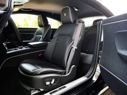 Certified 2025 Rolls-Royce Spectre w/ Spectre Launch Package AWD/4WD image 22