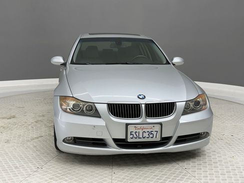 Used 2006 BMW 330i Sedan RWD image 6