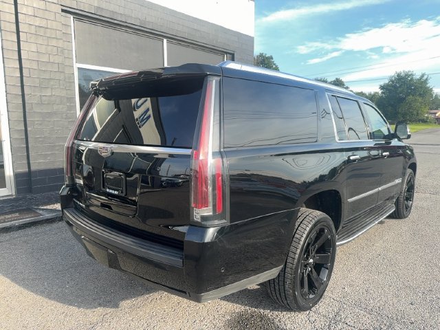 Used 2018 Cadillac Escalade ESV Luxury AWD/4WD image 8