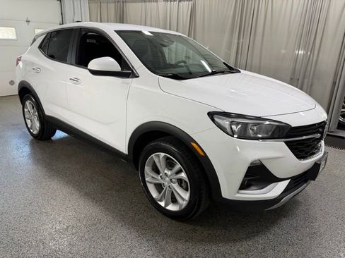 Used 2020 Buick Encore GX Preferred w/ Cold Weather Comfort Package AWD/4WD image 3