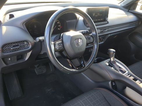 Used 2023 Honda HR-V Sport image 12