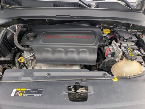 Used 2018 Jeep Compass Trailhawk w/ Navigation Group AWD/4WD image 10