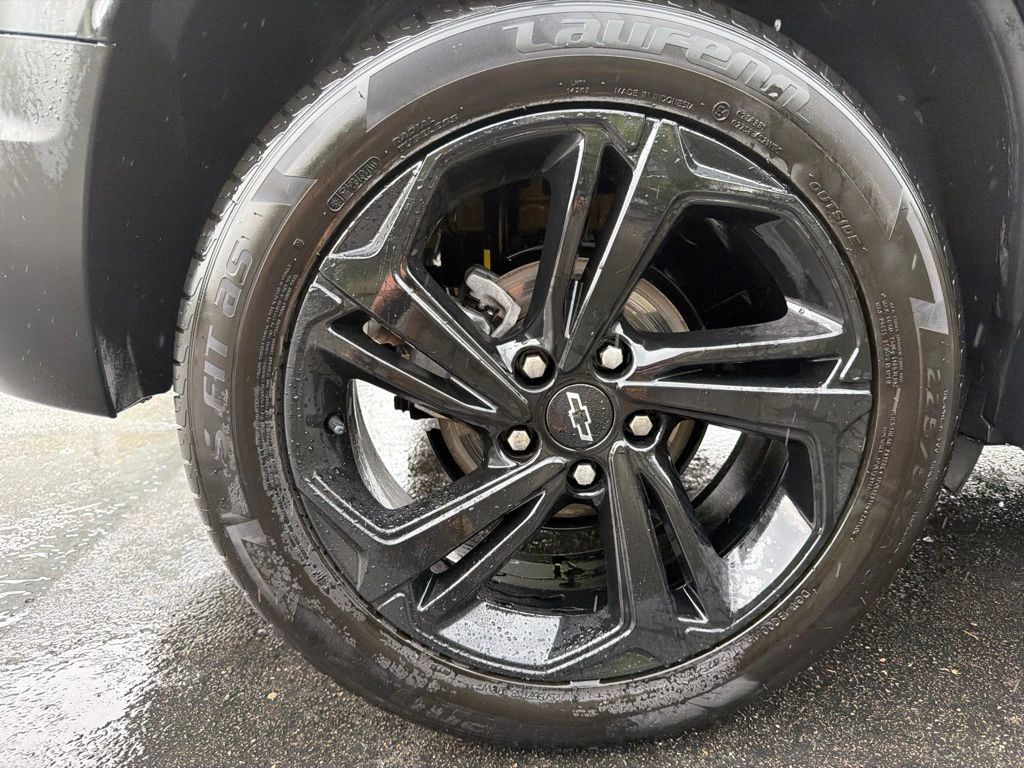 Used 2023 Chevrolet TrailBlazer RS AWD/4WD image 36