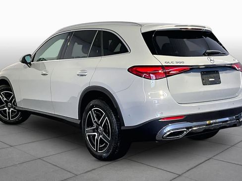 New 2026 Mercedes-Benz GLC 300 4MATIC image 3