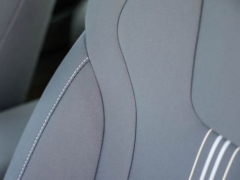 New 2025 Hyundai Elantra SEL image 28