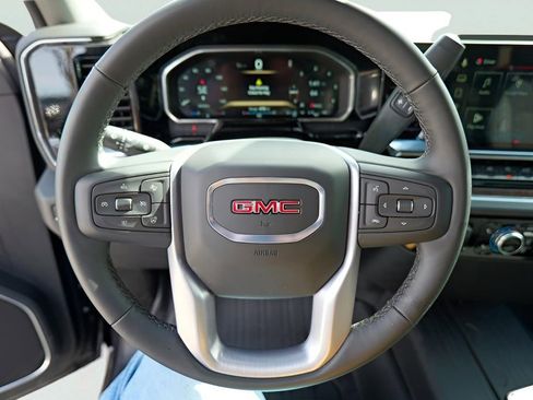 New 2026 GMC Sierra 1500 Elevation image 11