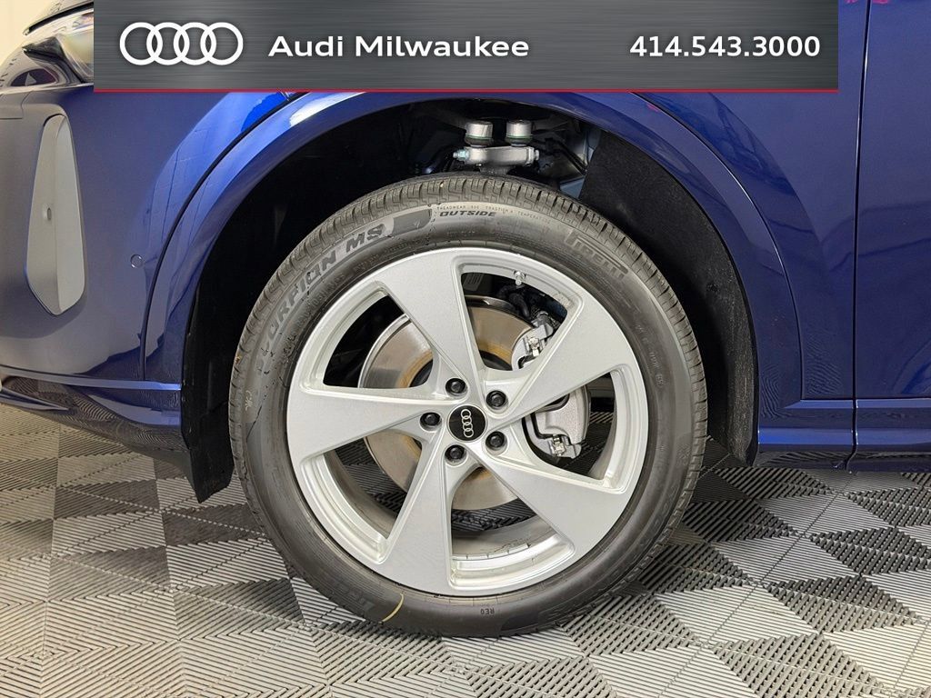 New 2026 Audi Q5 Premium Plus AWD/4WD image 11