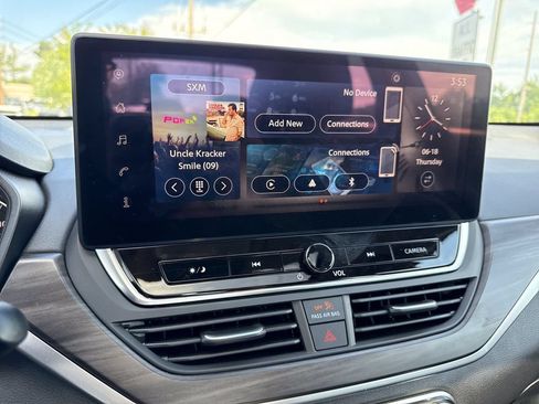 Certified 2025 Nissan Altima 2.5 SV w/ SV Special Edition Package FWD image 20