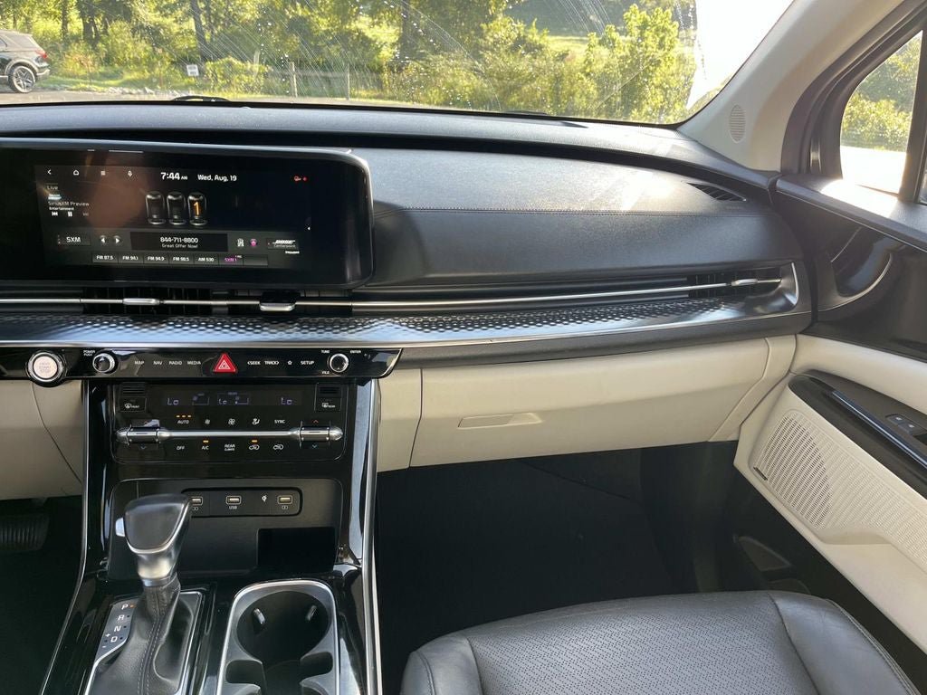 Used 2022 Kia Carnival SX Prestige FWD image 11
