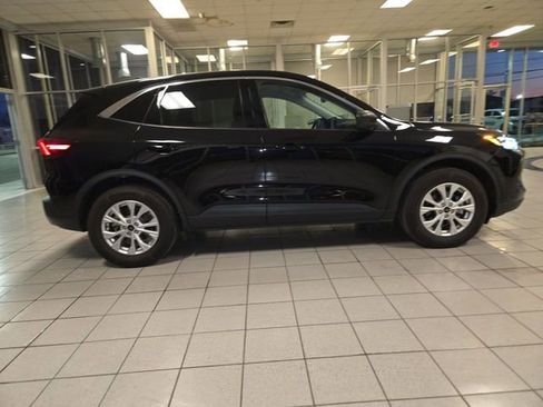 Used 2024 Ford Escape Active AWD/4WD image 9