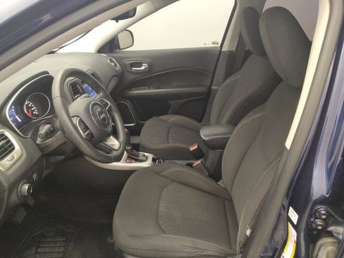 Used 2018 Jeep Compass Sport w/ Tech Group FWD image 17