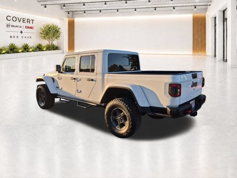 Used 2021 Jeep Gladiator Rubicon AWD/4WD image 11