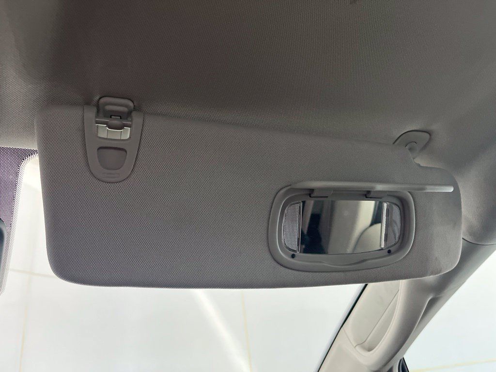 Used 2023 Chrysler Pacifica Limited FWD image 78