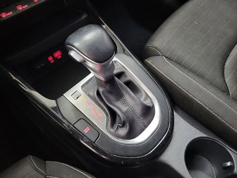 Used 2019 Kia Forte S w/ S Premium Package image 30