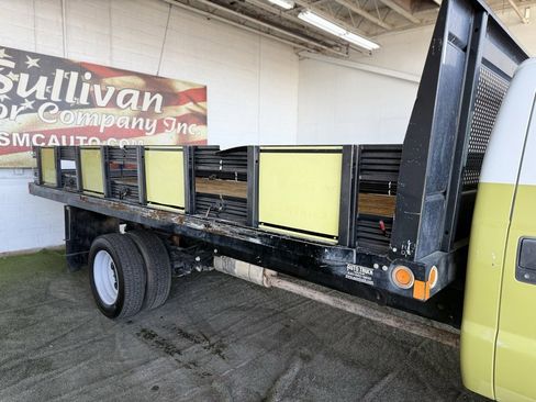 Used 2015 Ford F450 XL image 3