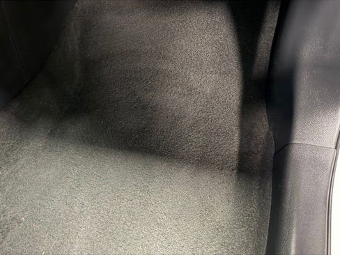 Used 2021 Toyota RAV4 XLE image 27