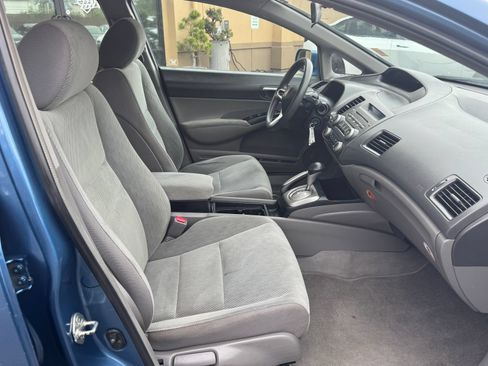Used 2010 Honda Civic LX image 18