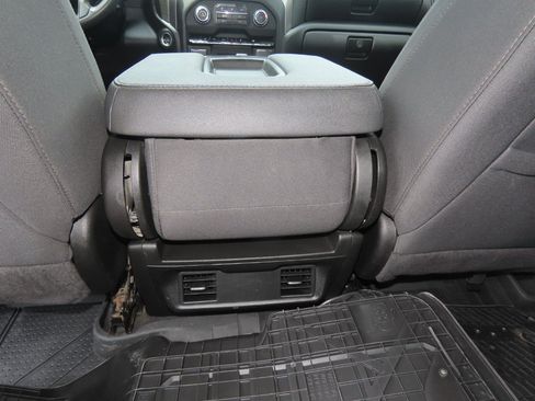 Used 2024 Chevrolet Silverado 2500 Custom w/ Custom Value Package AWD/4WD image 21