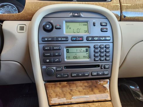 Used 2004 Jaguar X-TYPE 3.0 image 8