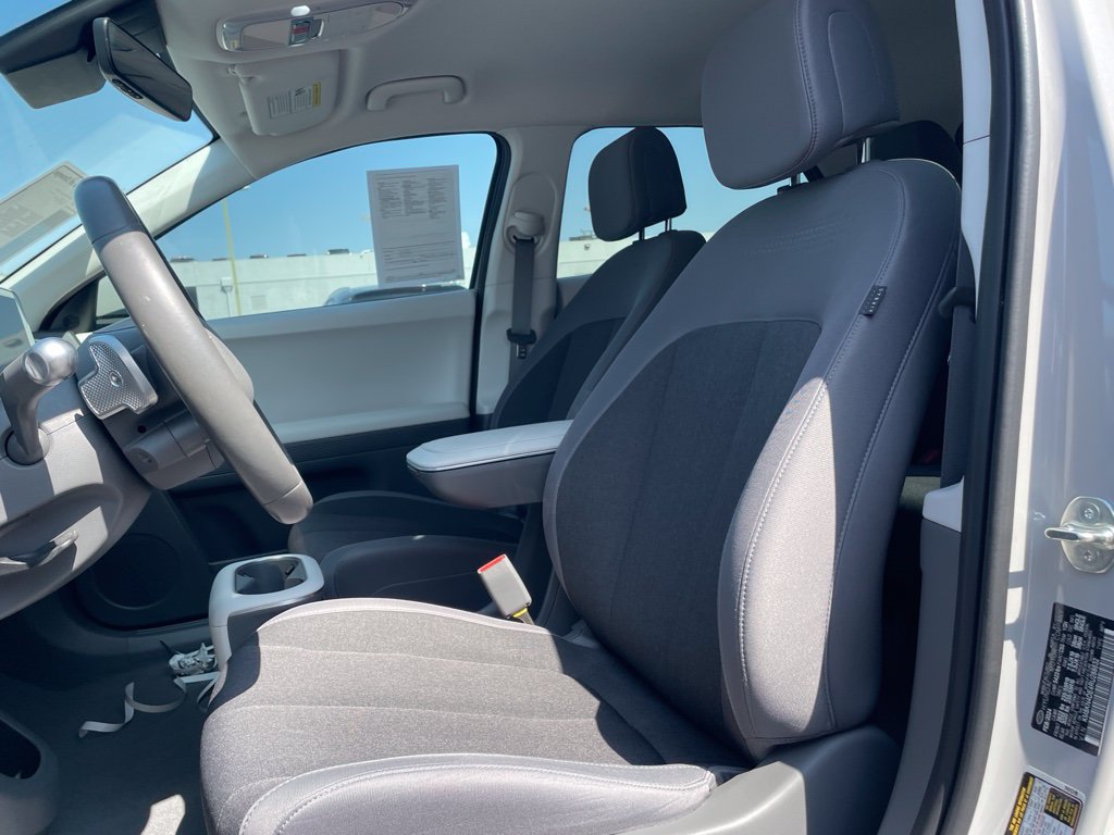 Used 2024 Hyundai Ioniq 5 SEL RWD image 7