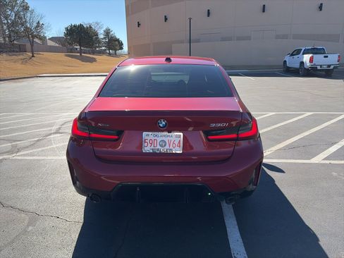 Used 2025 BMW 330i xDrive Sedan w/ M Sport Package image 5