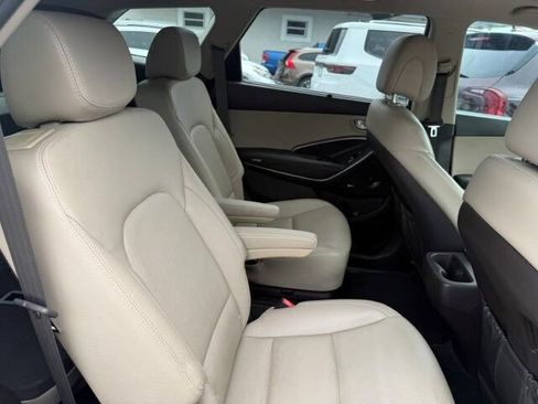 Used 2017 Hyundai Santa Fe Limited FWD image 14