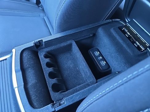 Used 2017 Dodge Charger SXT w/ Rallye Group image 63