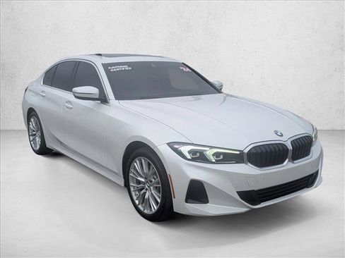 Used 2024 BMW 330i Sedan w/ Convenience Package RWD image 3