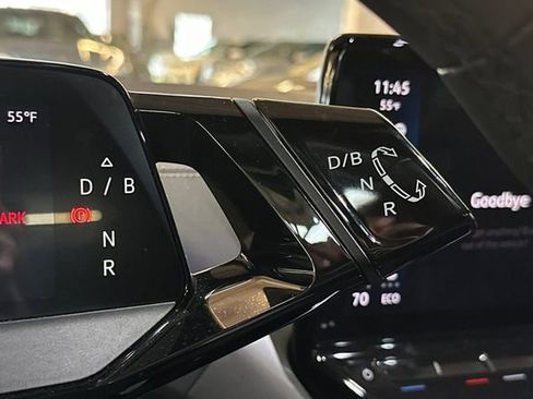 Used 2023 Volkswagen ID.4 Pro S image 27