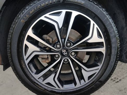 Used 2020 Hyundai Santa Fe Limited w/ Cargo Package image 14