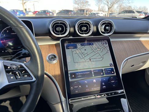 Used 2023 Mercedes-Benz C 300 Sedan image 18