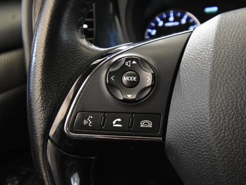 Used 2016 Mitsubishi Outlander ES image 25