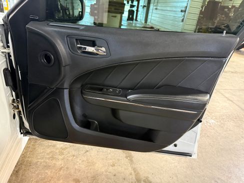 Used 2016 Dodge Charger SRT Hellcat w/ Harman/Kardon Audio Group RWD image 7