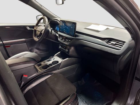 Used 2024 Ford Escape ST-Line Elite AWD/4WD image 29