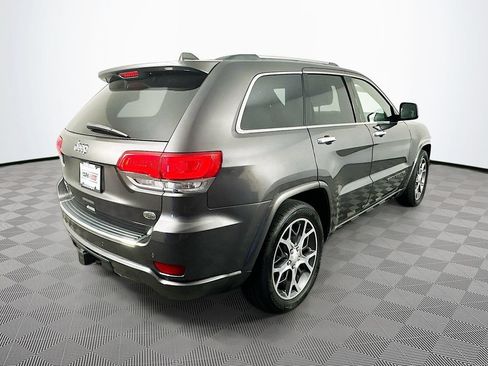 Certified 2019 Jeep Grand Cherokee Overland AWD/4WD image 10