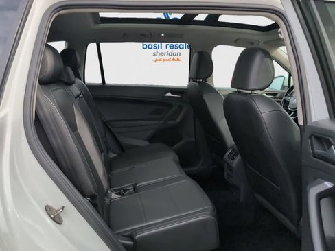 Used 2018 Volkswagen Tiguan SE image 26