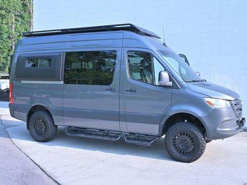 Used 2025 Mercedes-Benz Sprinter 2500 image 12