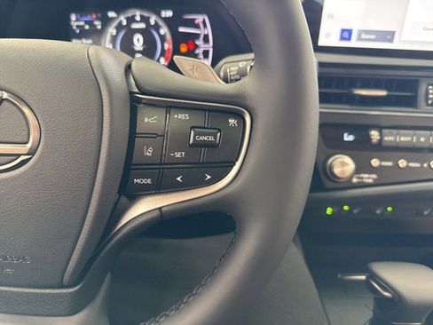 New 2025 Lexus ES 350 w/ Premium Package image 18
