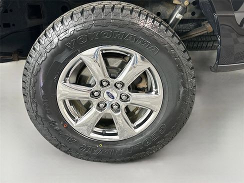 Used 2018 Ford F150 XLT w/ Equipment Group 302A Luxury image 29