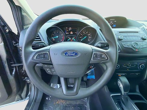 Used 2017 Ford Escape S image 33
