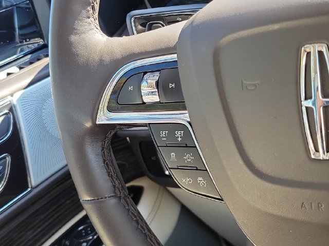 Used 2023 Lincoln Navigator Black Label AWD/4WD image 12